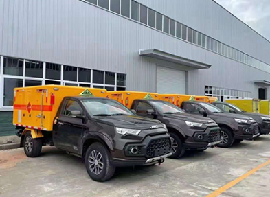 金凤凯龙爆破器材运输车生产厂家