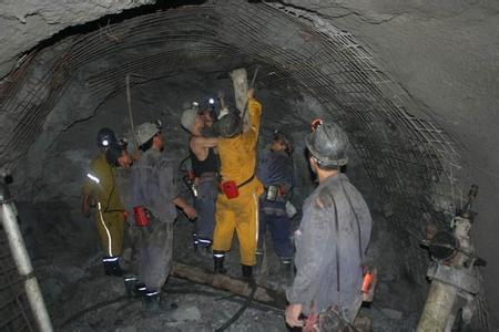 金凤工程爆破中的危险因素分析以及应对工程爆破危险的措施
